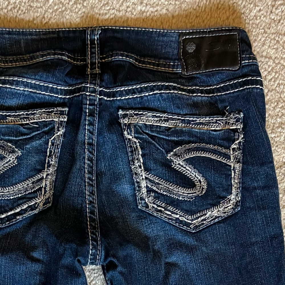 Silver Suki Capri Jeans - Picture 6 of 6